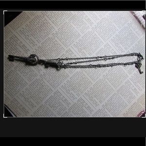 Vintage witchy 3 key necklace silver colored retro